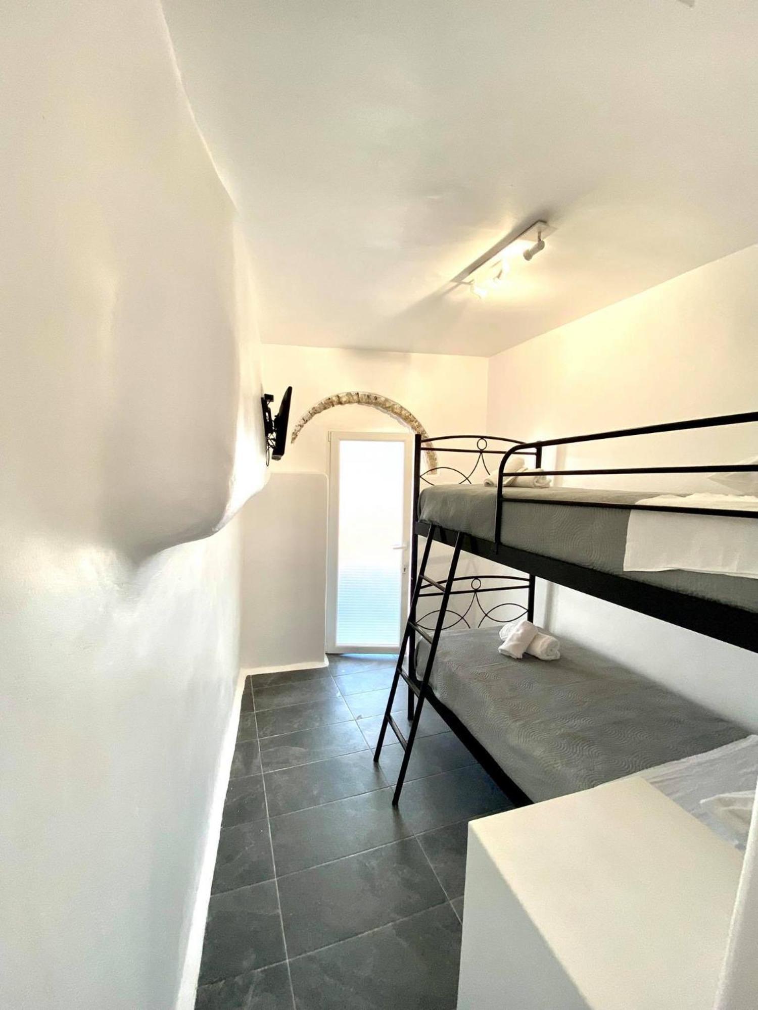 Mykonos Vibes Airport Studios And Apartments Mykonos Town Exterior foto