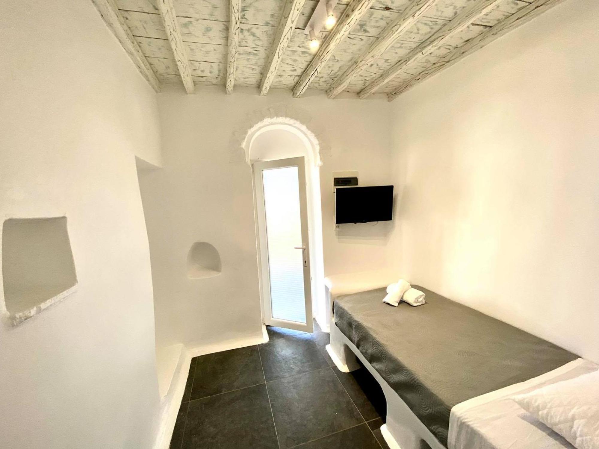 Mykonos Vibes Airport Studios And Apartments Mykonos Town Exterior foto