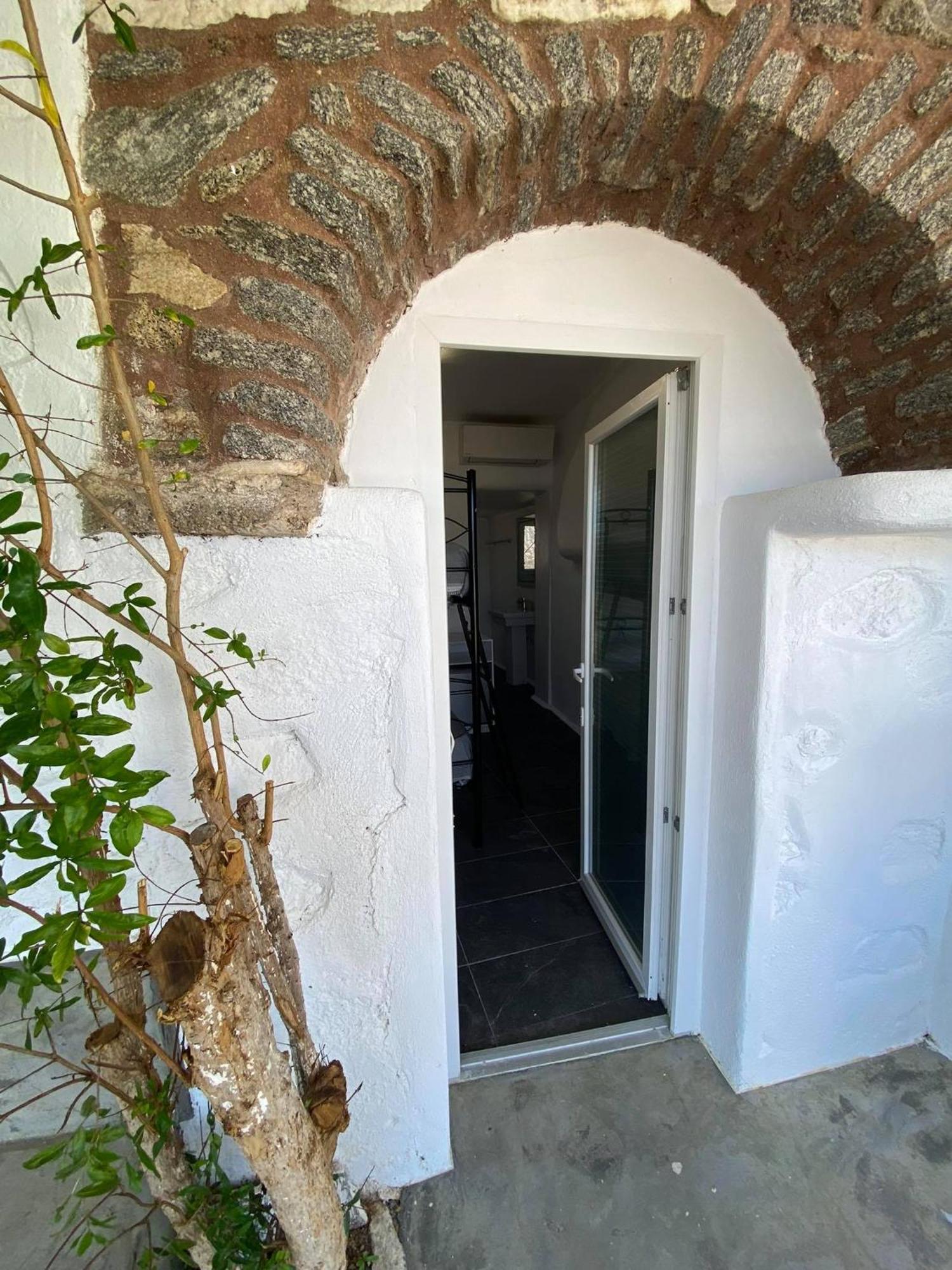 Mykonos Vibes Airport Studios And Apartments Mykonos Town Exterior foto