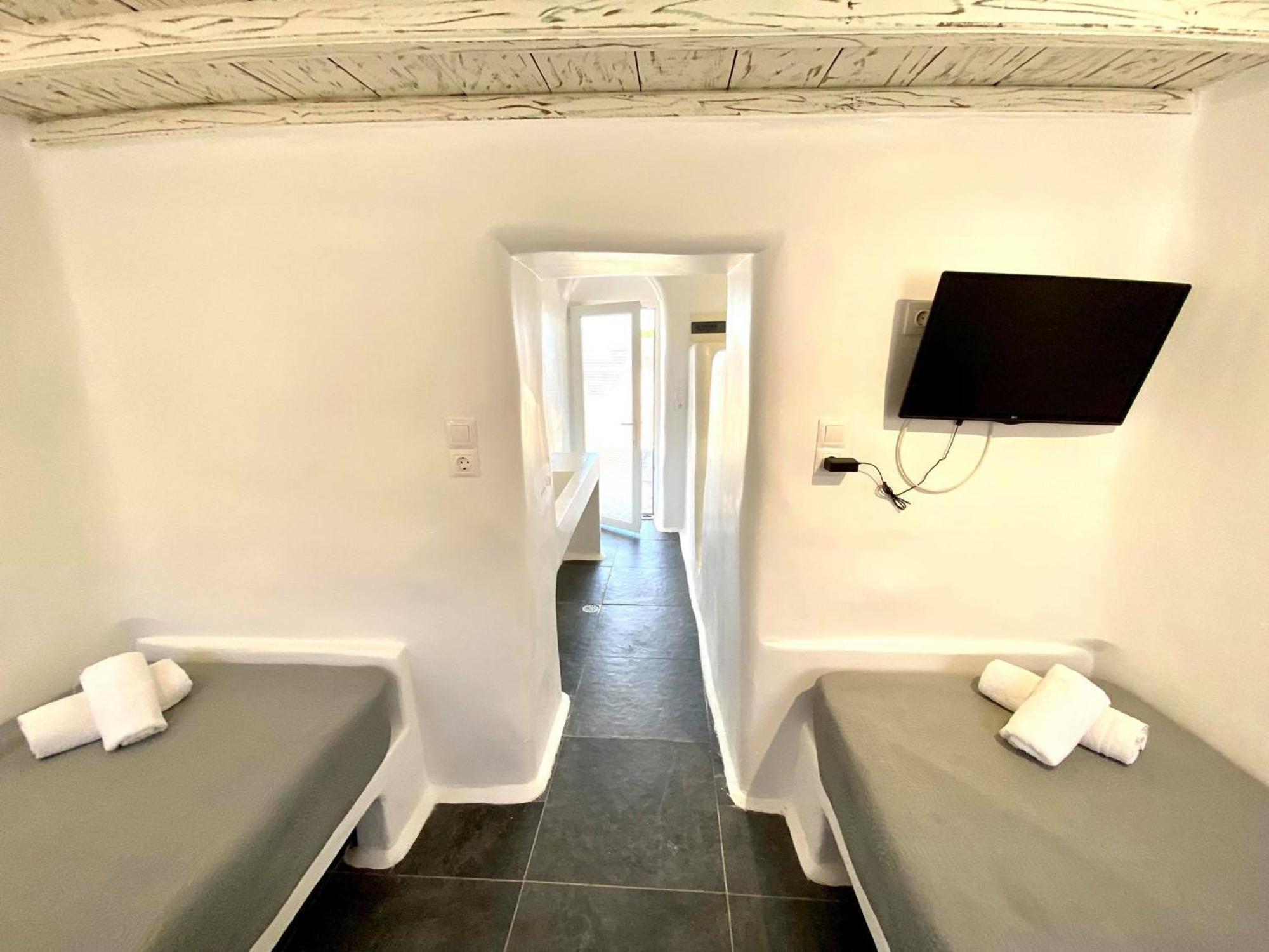 Mykonos Vibes Airport Studios And Apartments Mykonos Town Exterior foto